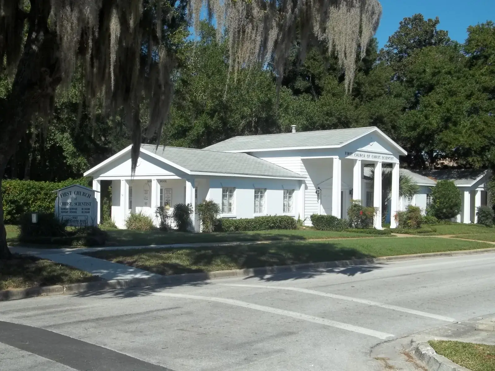 First Church of Christ, Scientist, in Clermont.