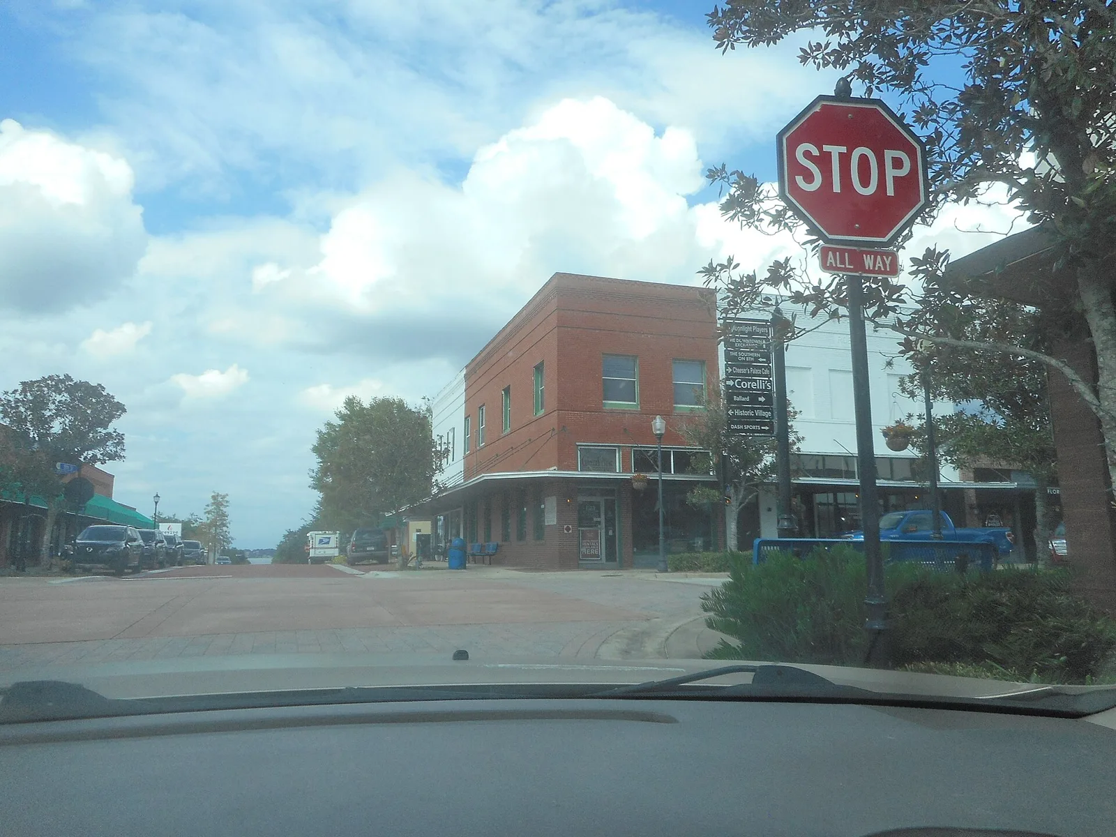 Eighth Street at Montrose Street, the main crossroads of historic downtown Clermont, where the Harvest Festival sets up.