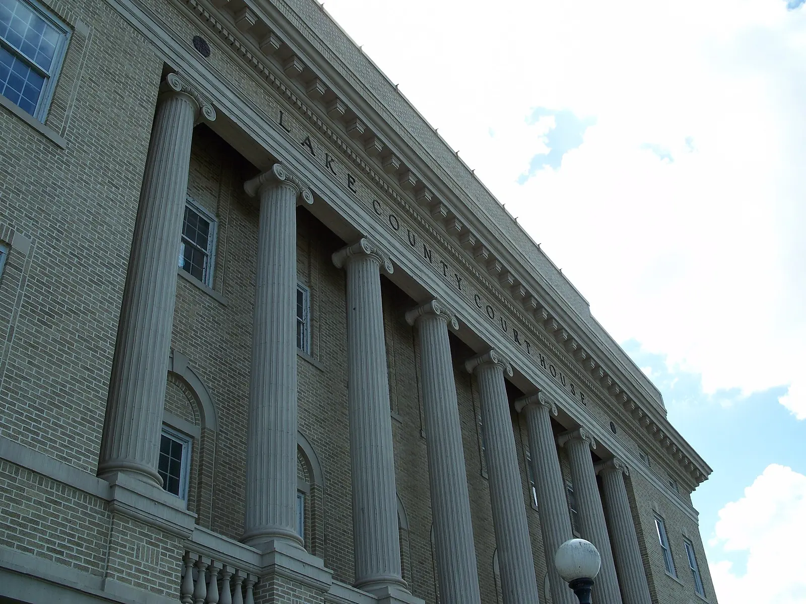 The columns and inscription of the historic Lake County Courthouse in Tavares.
